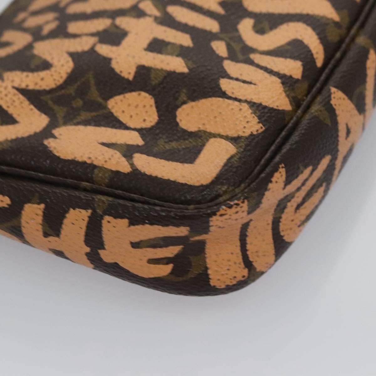 Louis Vuitton Louis Vuitton Pochette Accessoires Limited Edition Monogram Graffiti Size ONE SIZE - 11 Thumbnail
