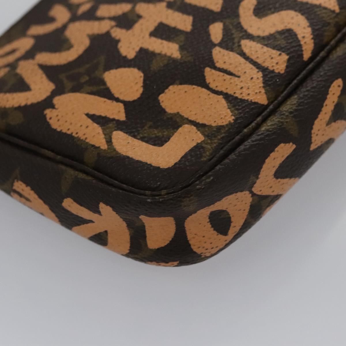 Louis Vuitton Louis Vuitton Pochette Accessoires Limited Edition Monogram Graffiti Size ONE SIZE - 10 Thumbnail