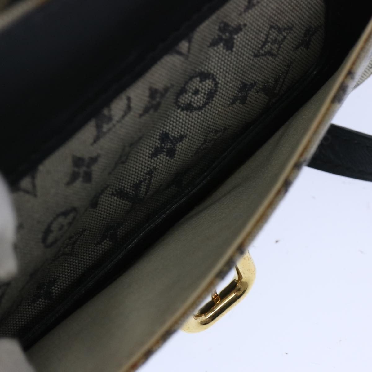 Louis Vuitton Louis Vuitton Juliette Crossbody Bag Mini Lin Size ONE SIZE - 23 Thumbnail