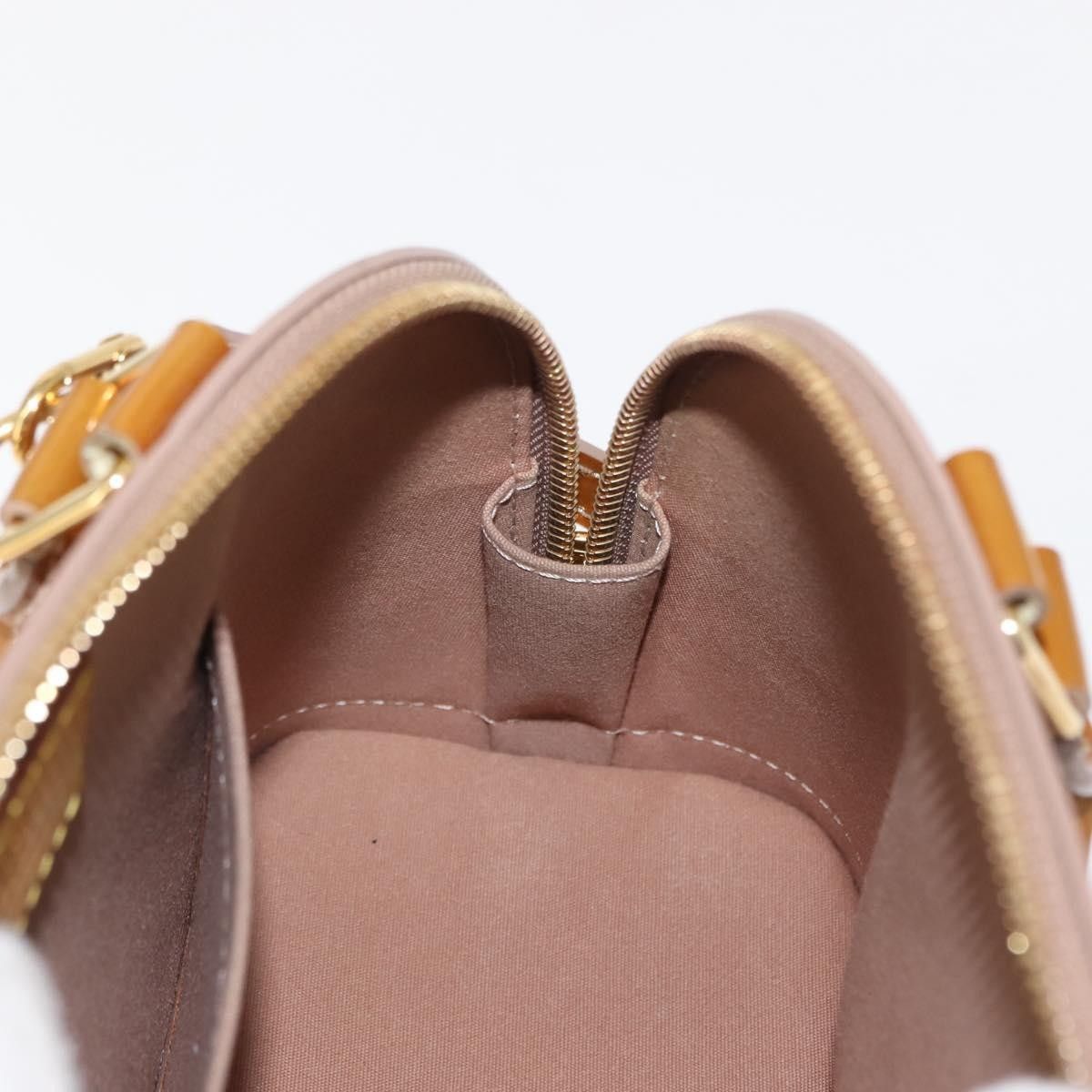Louis Vuitton Louis Vuitton Alma Handbag Monogram Vernis Size ONE SIZE - 21 Thumbnail