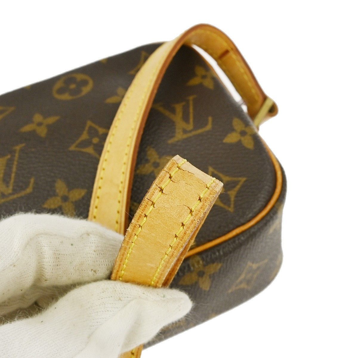 Louis Vuitton Louis Vuitton Cite Pochette Monogram Canvas Size ONE SIZE - 4 Thumbnail