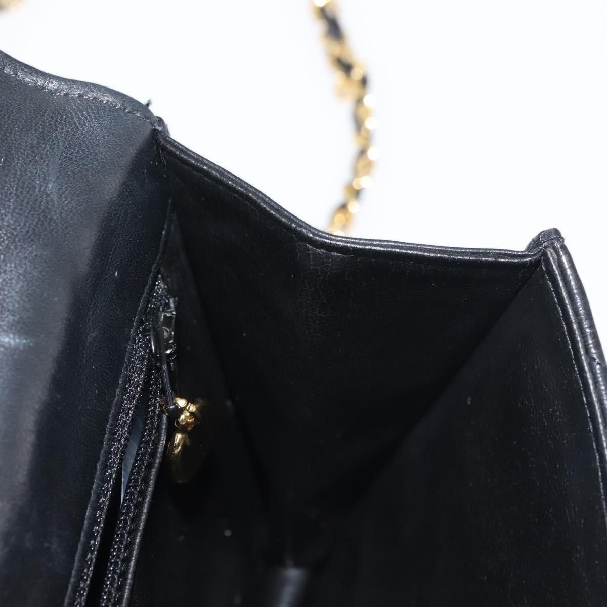 Chanel Chanel Vintage Square Flap Shoulder Bag Quilted Patent Size ONE SIZE - 20 Thumbnail