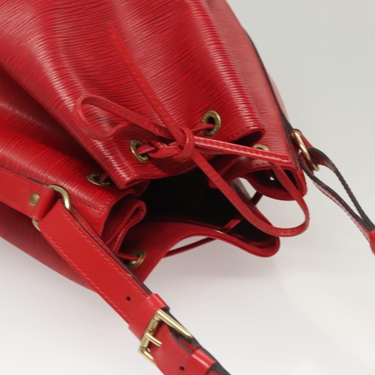 Louis Vuitton Louis Vuitton Noe Handbag Epi leather Size ONE SIZE - 15 Thumbnail