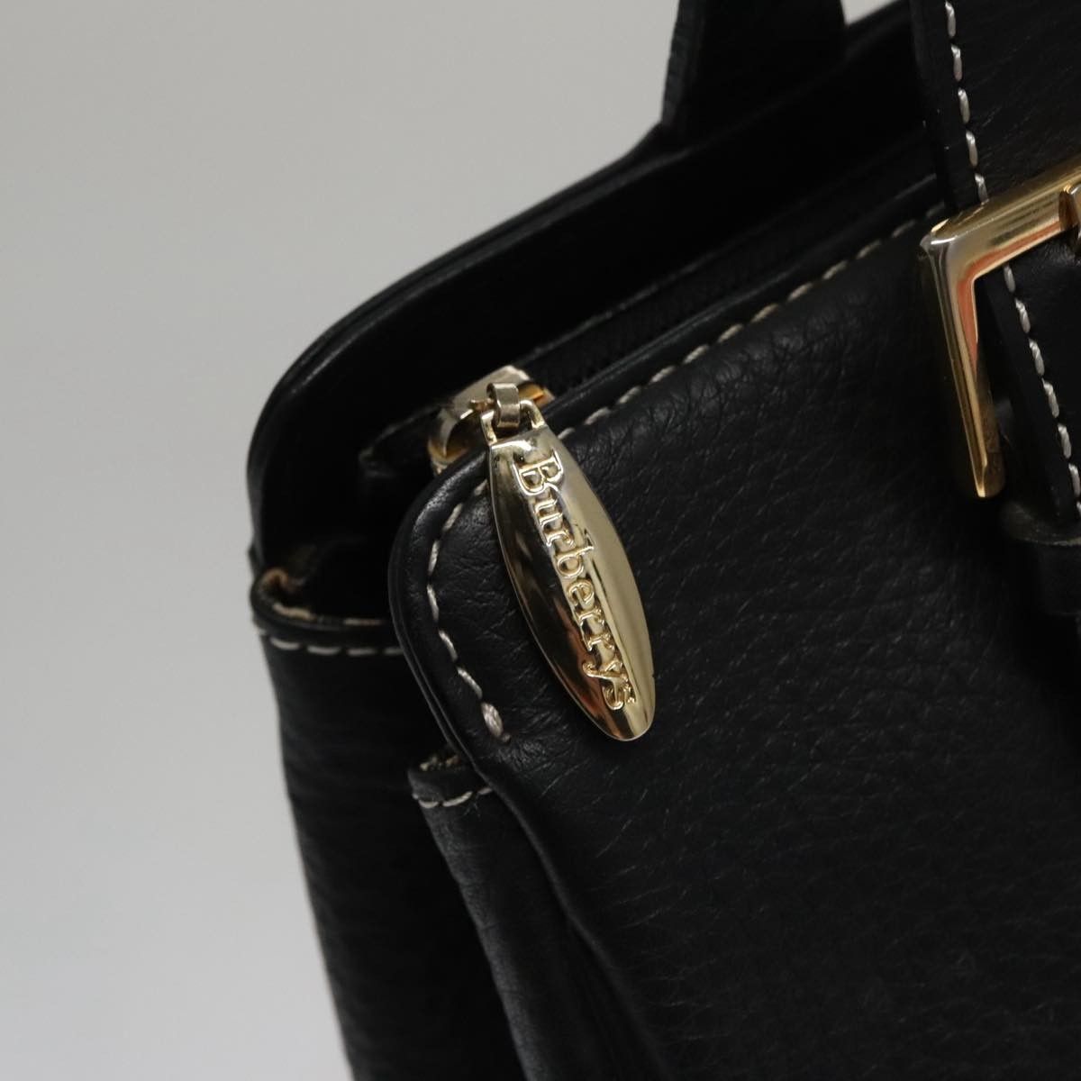 Burberry Burberry Vintage Handbag Leather Size ONE SIZE - 12 Thumbnail