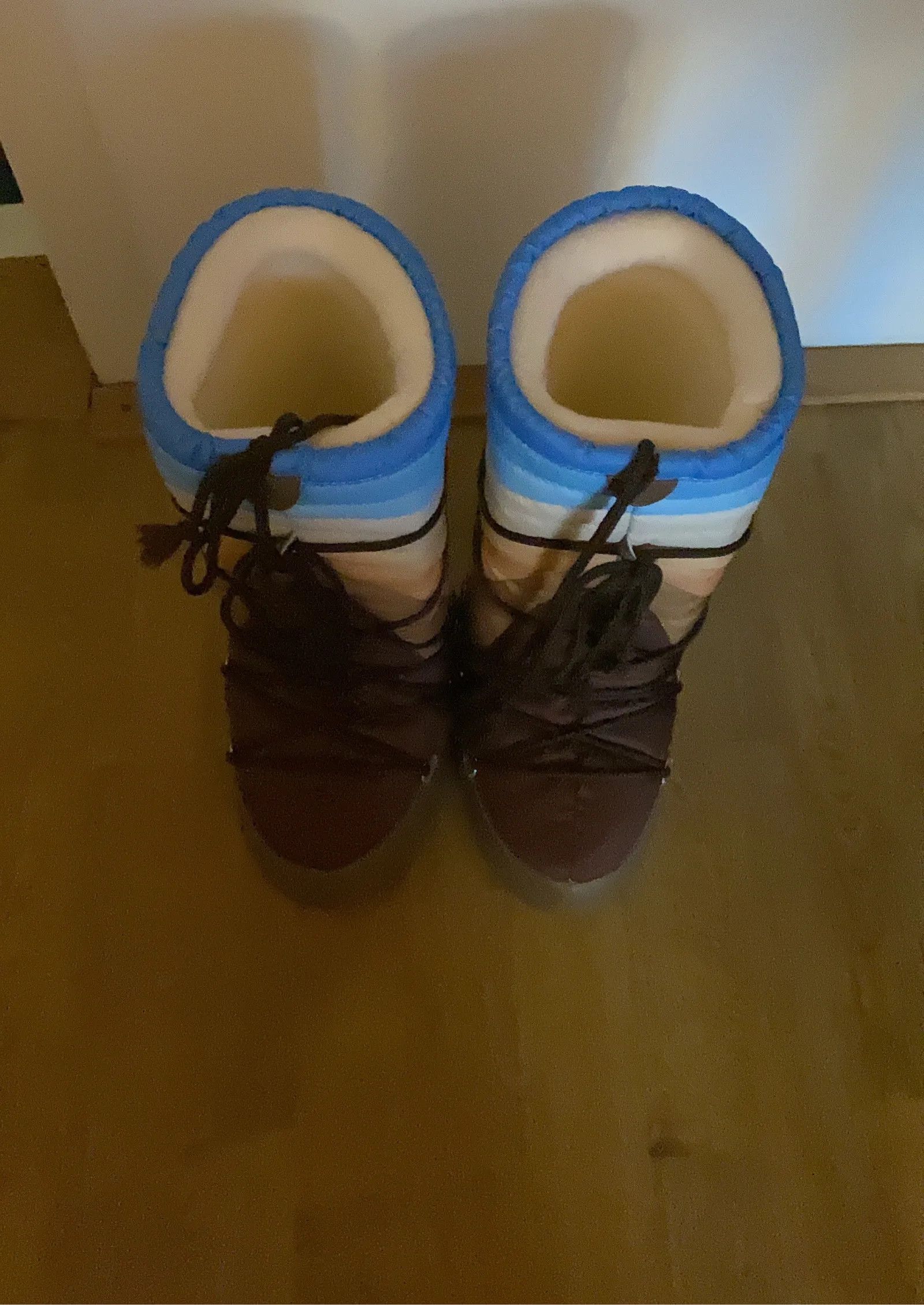 Moon Boot Moon Boot Snowboots Winter Boots Size US 7 / IT 37 - 2 Thumbnail