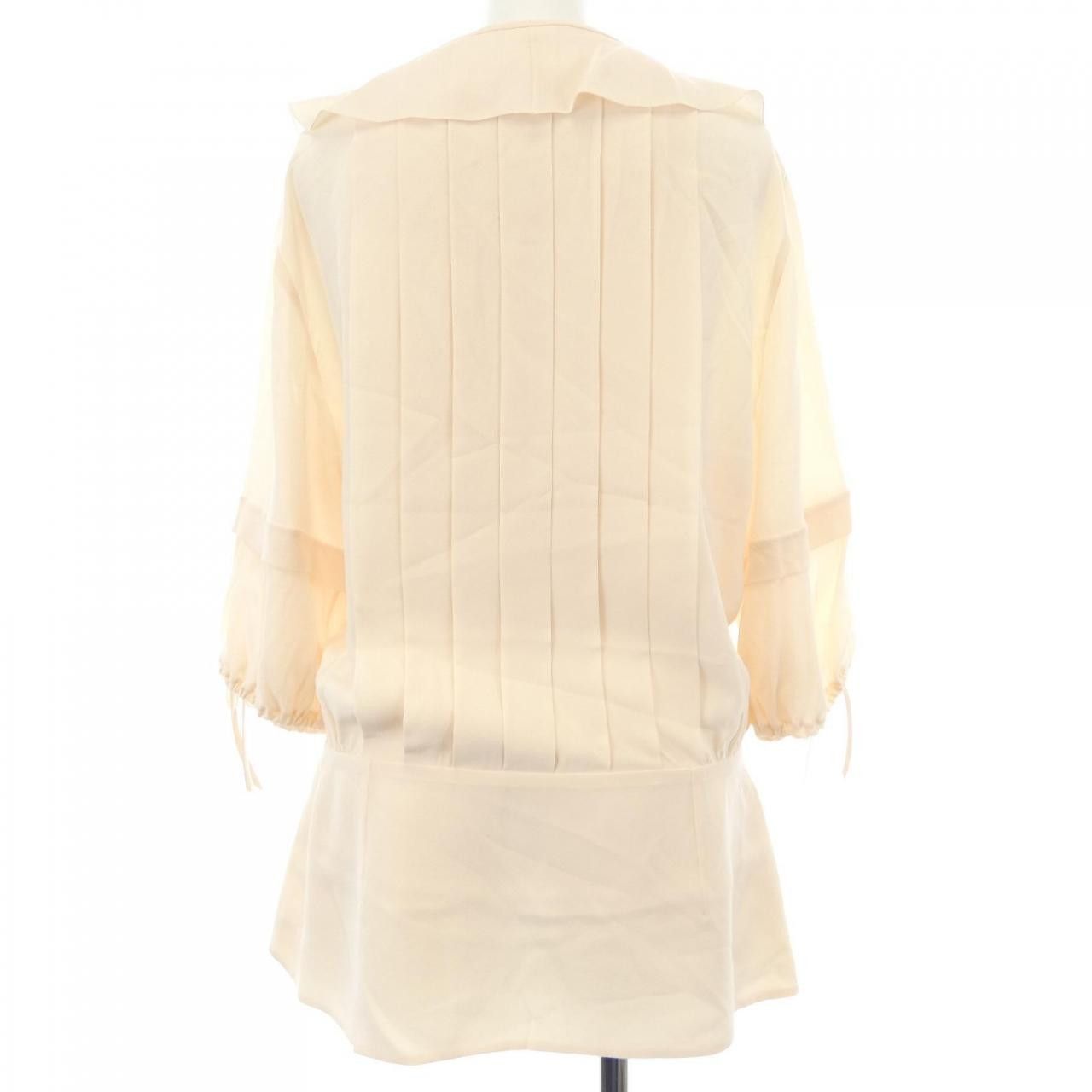 Chanel Chanel Chanel P47321V12320 Silk Top Others Tops P47321V12320 DUTY FREE for USA Size ONE SIZE - 2 Thumbnail