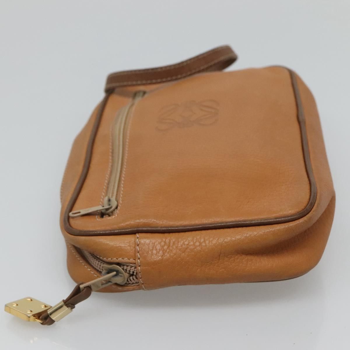 Loewe Loewe Anagram Clutch Bag Leather Size ONE SIZE - 4 Thumbnail