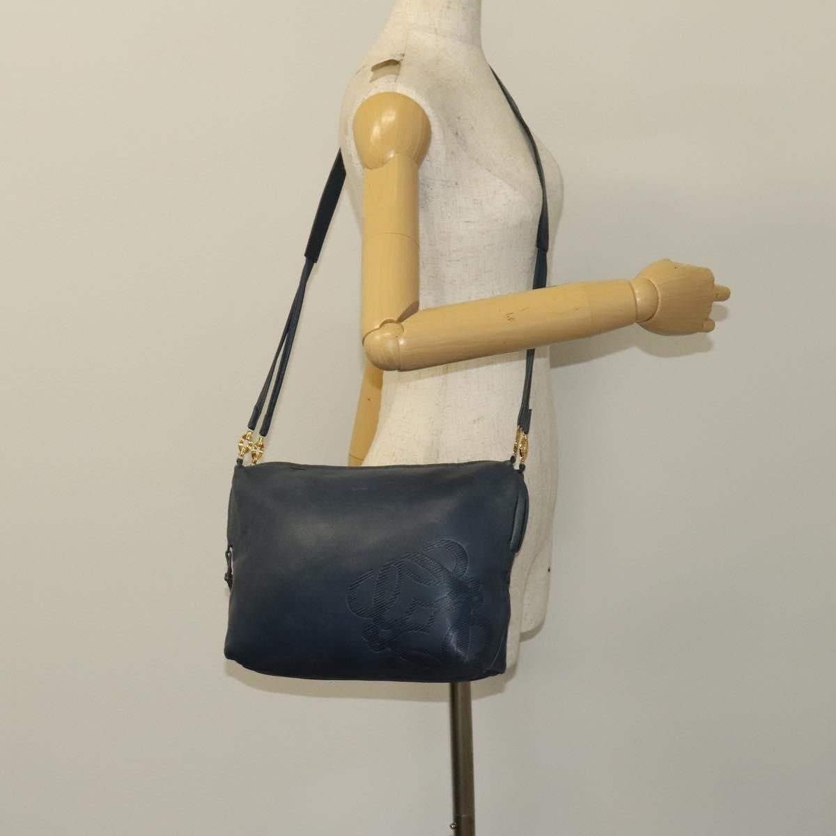 Loewe Loewe Anagram Shoulder Bag Leather Size ONE SIZE - 12 Thumbnail