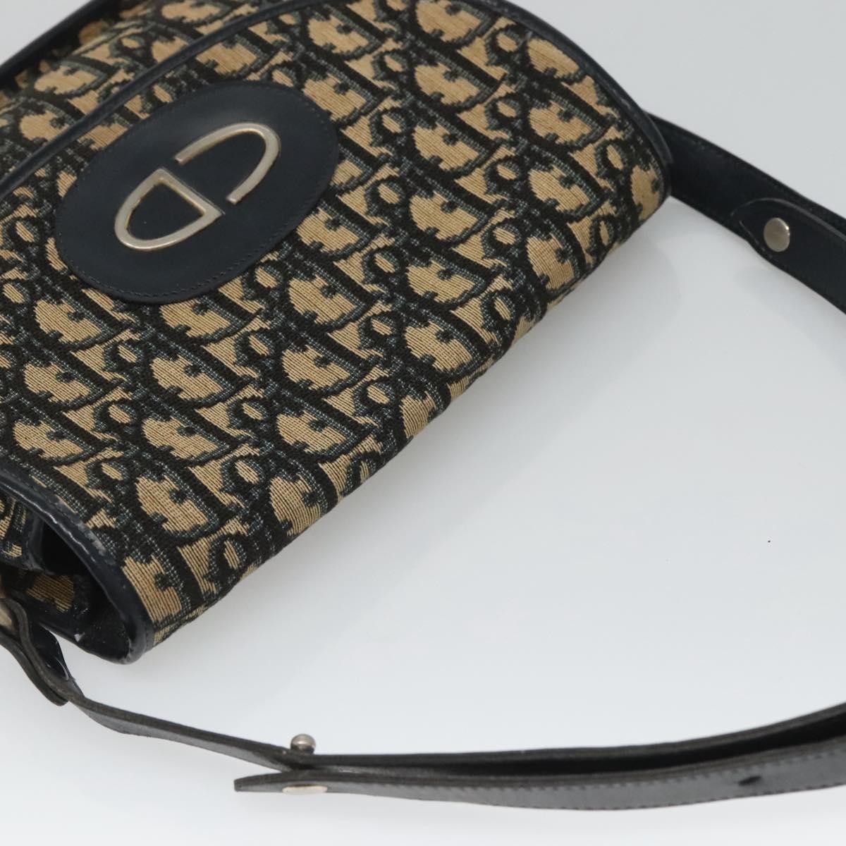 Dior Christian Dior Vintage CD Logo Shoulder Bag Leather Size ONE SIZE - 12 Thumbnail
