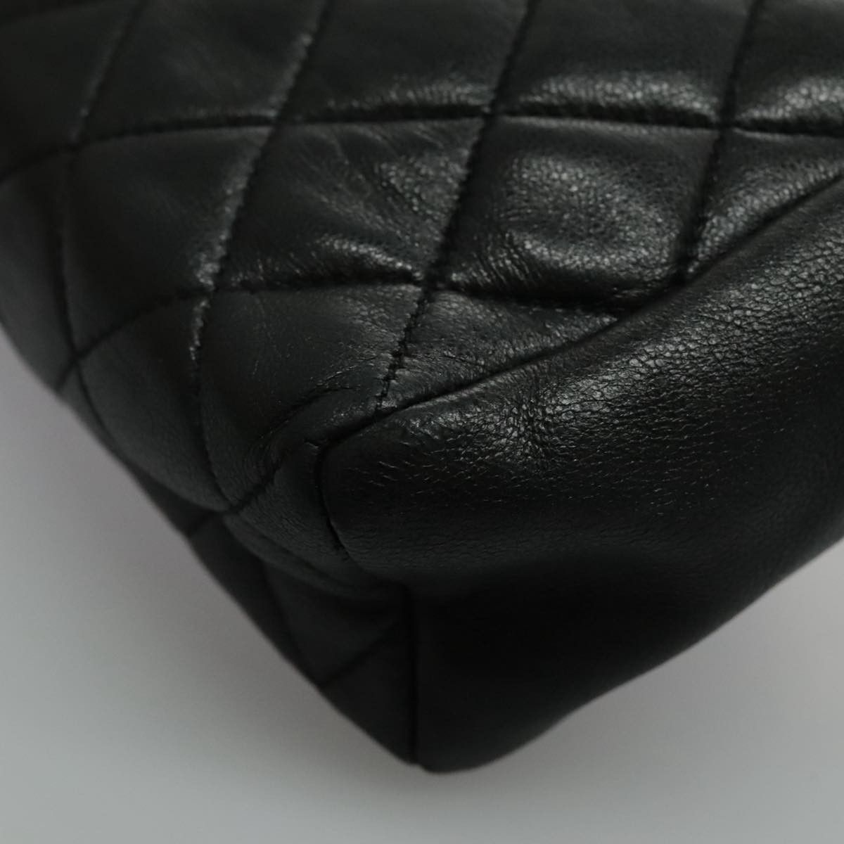 Chanel Chanel Vintage Chain Shoulder Bag Quilted Lambskin Size ONE SIZE - 12 Thumbnail