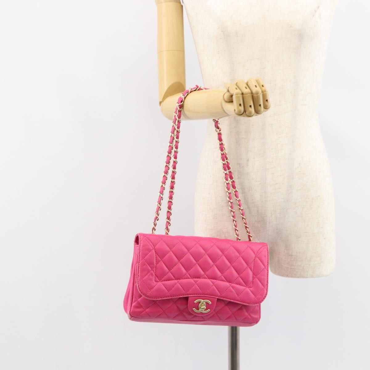 Chanel Chanel Mademoiselle Chic Flap Bag Quilted Lambskin Size ONE SIZE - 14 Thumbnail