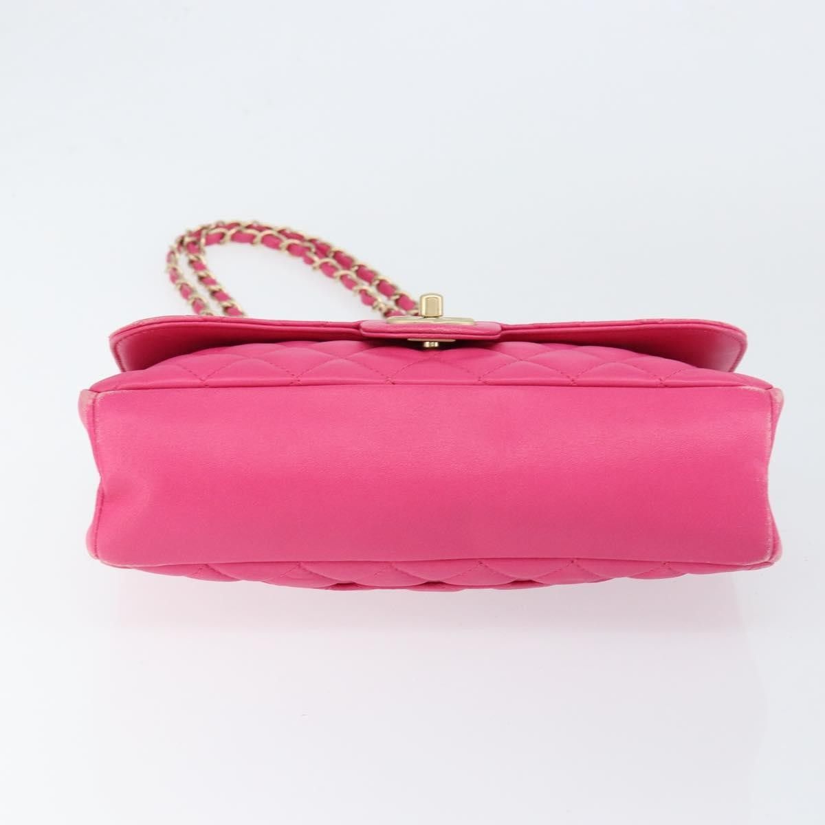 Chanel Chanel Mademoiselle Chic Flap Bag Quilted Lambskin Size ONE SIZE - 18 Thumbnail