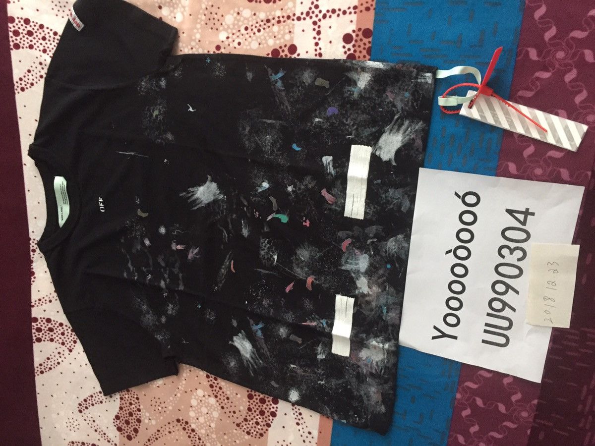 Off-White brand new Galaxy tee Size US L / EU 52-54 / 3 - 2 Preview