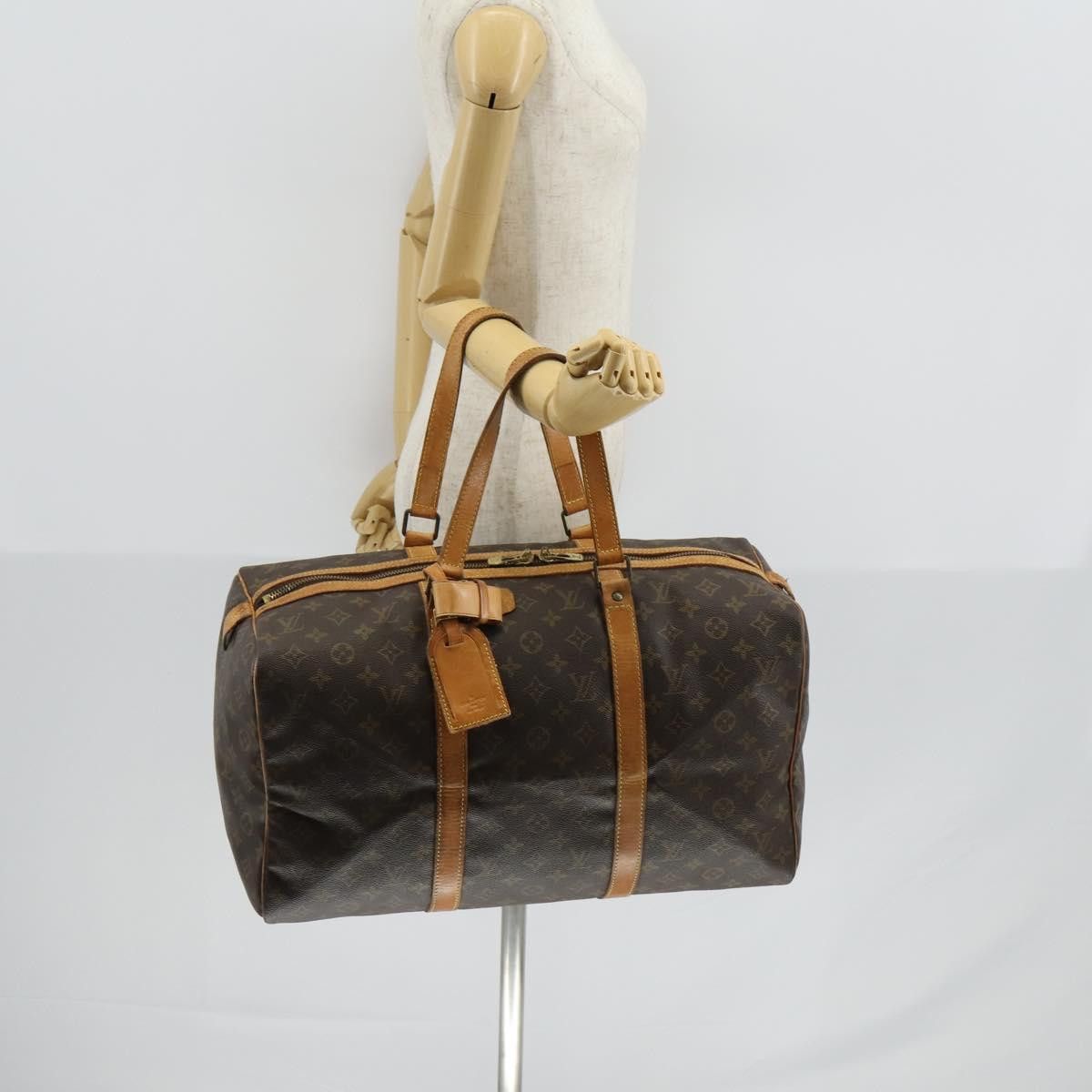 Louis Vuitton Louis Vuitton Keepall Bag Monogram Canvas Size ONE SIZE - 22 Thumbnail