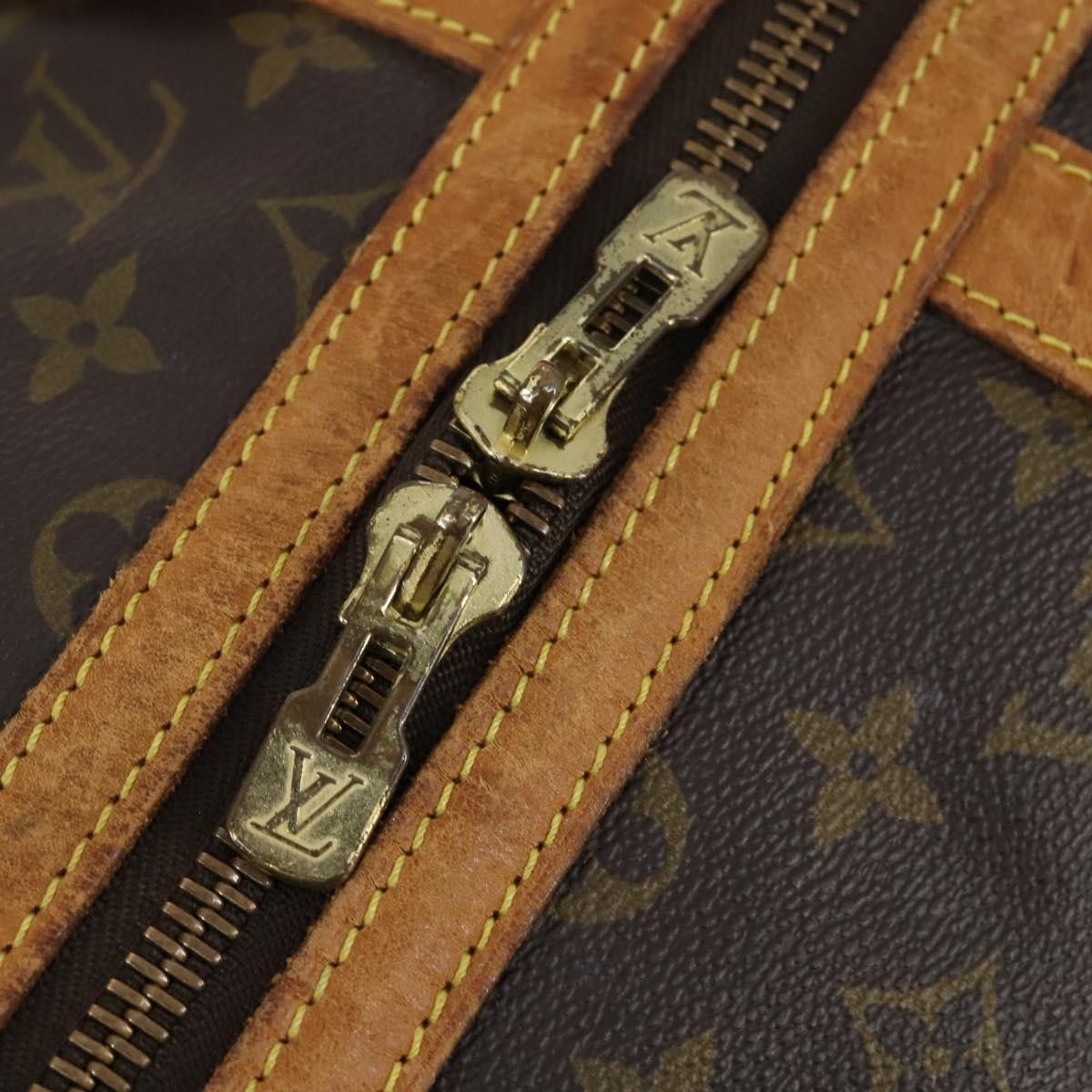 Louis Vuitton Louis Vuitton Keepall Bag Monogram Canvas Size ONE SIZE - 17 Thumbnail
