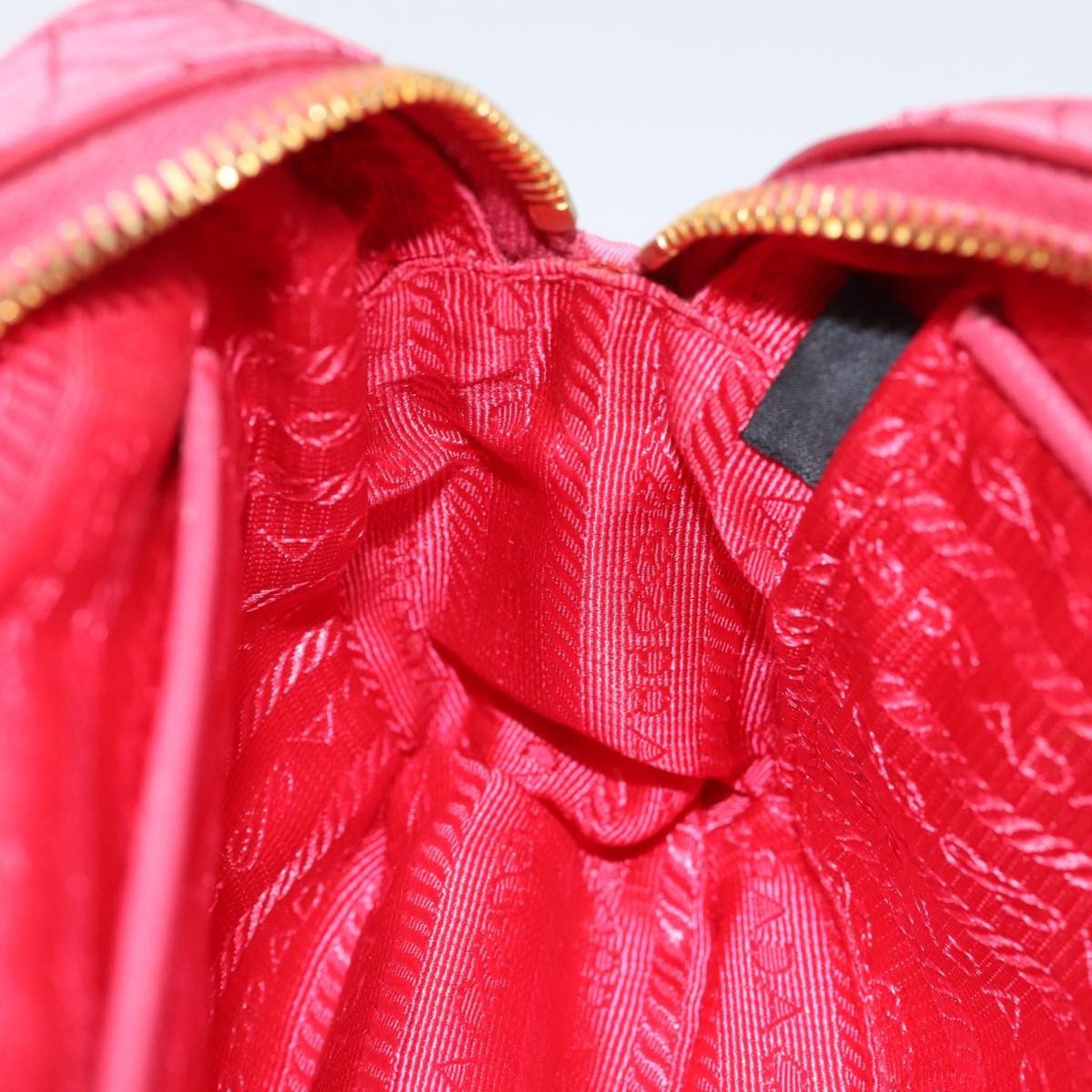 Prada Prada Vintage Shoulder Bag Quilted Tessuto Size ONE SIZE - 21 Thumbnail