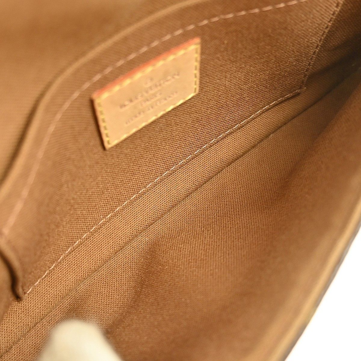 Louis Vuitton Louis Vuitton Marelle Waist Bag Monogram Canvas Size ONE SIZE - 3 Thumbnail