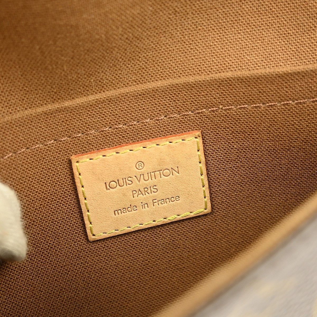 Louis Vuitton Louis Vuitton Marelle Waist Bag Monogram Canvas Size ONE SIZE - 4 Thumbnail