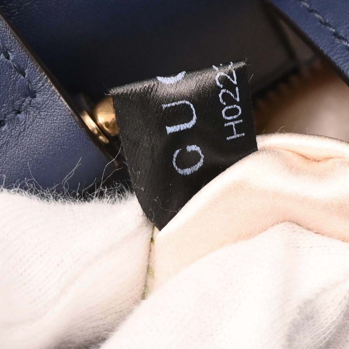Gucci Gucci Pearly GG Marmont Tote Matelasse Denim Size ONE SIZE - 6 Thumbnail