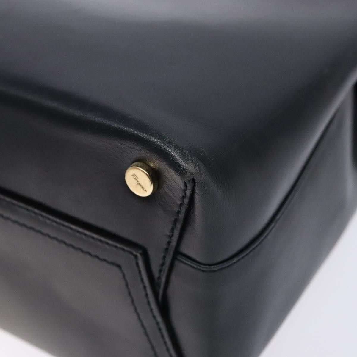 Salvatore Ferragamo Salvatore Ferragamo Vala Shoulder Bag Leather Size ONE SIZE - 9 Thumbnail