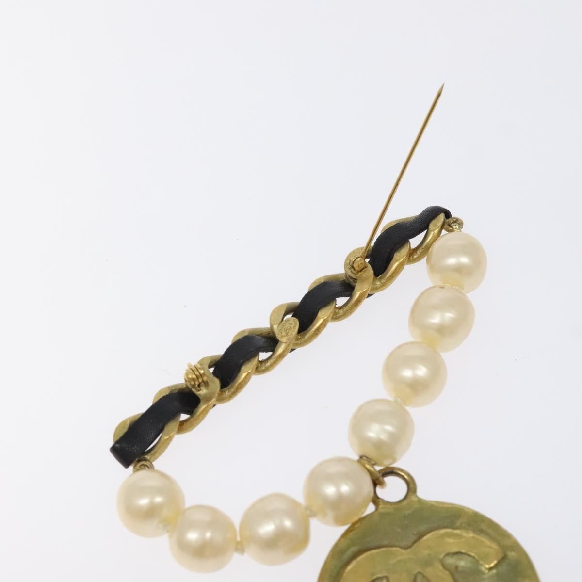 Chanel Chanel Vintage Round CC Brooch Textured Metal Size ONE SIZE - 6 Thumbnail