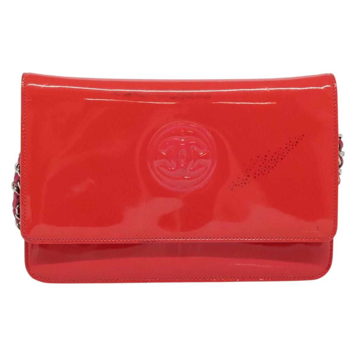 Chanel Chanel CC Logo Wallet on Chain Patent Size ONE SIZE - 19 Thumbnail