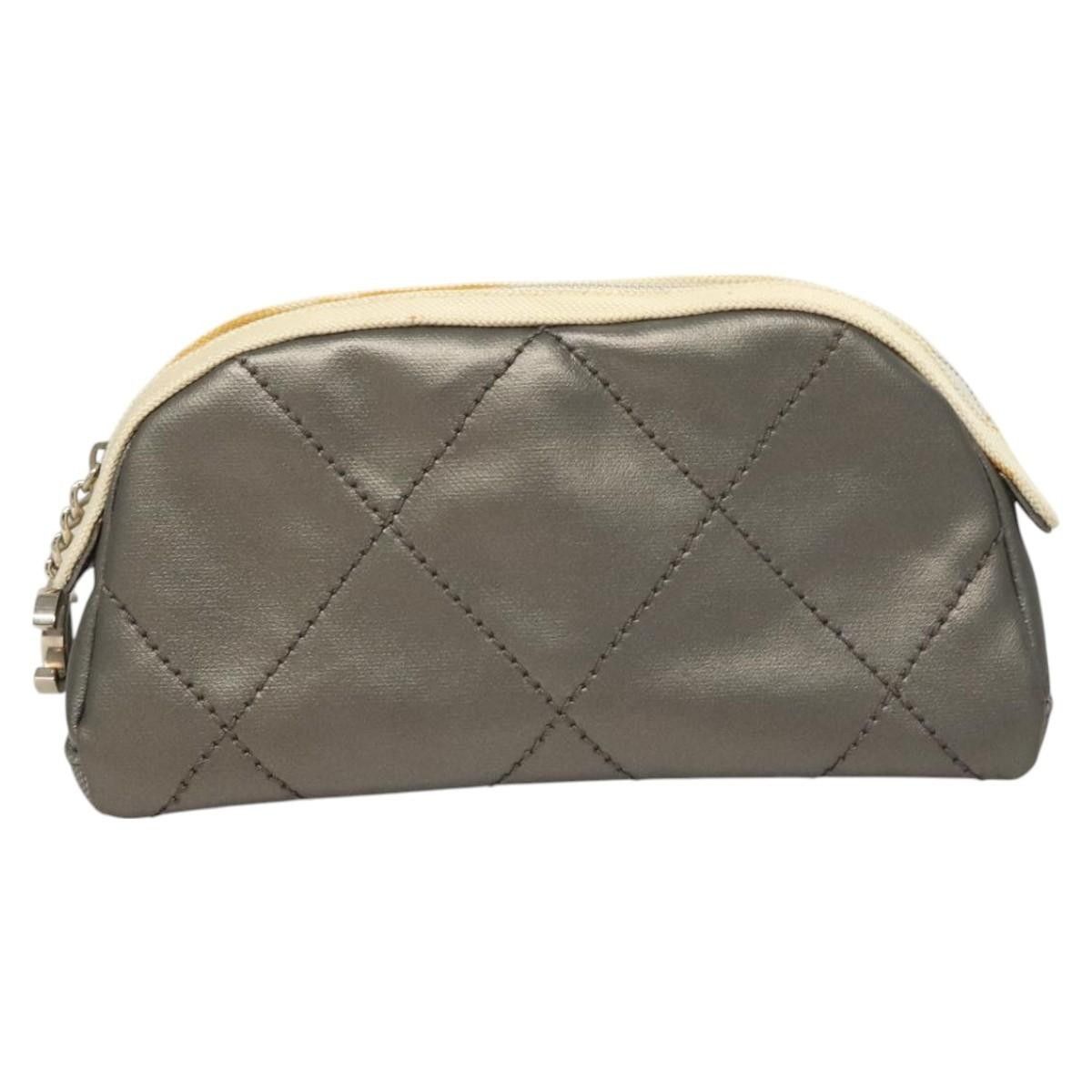 Chanel Chanel Biarritz Cosmetic Pouch Quilted Coated Canvas Size ONE SIZE - 17 Thumbnail