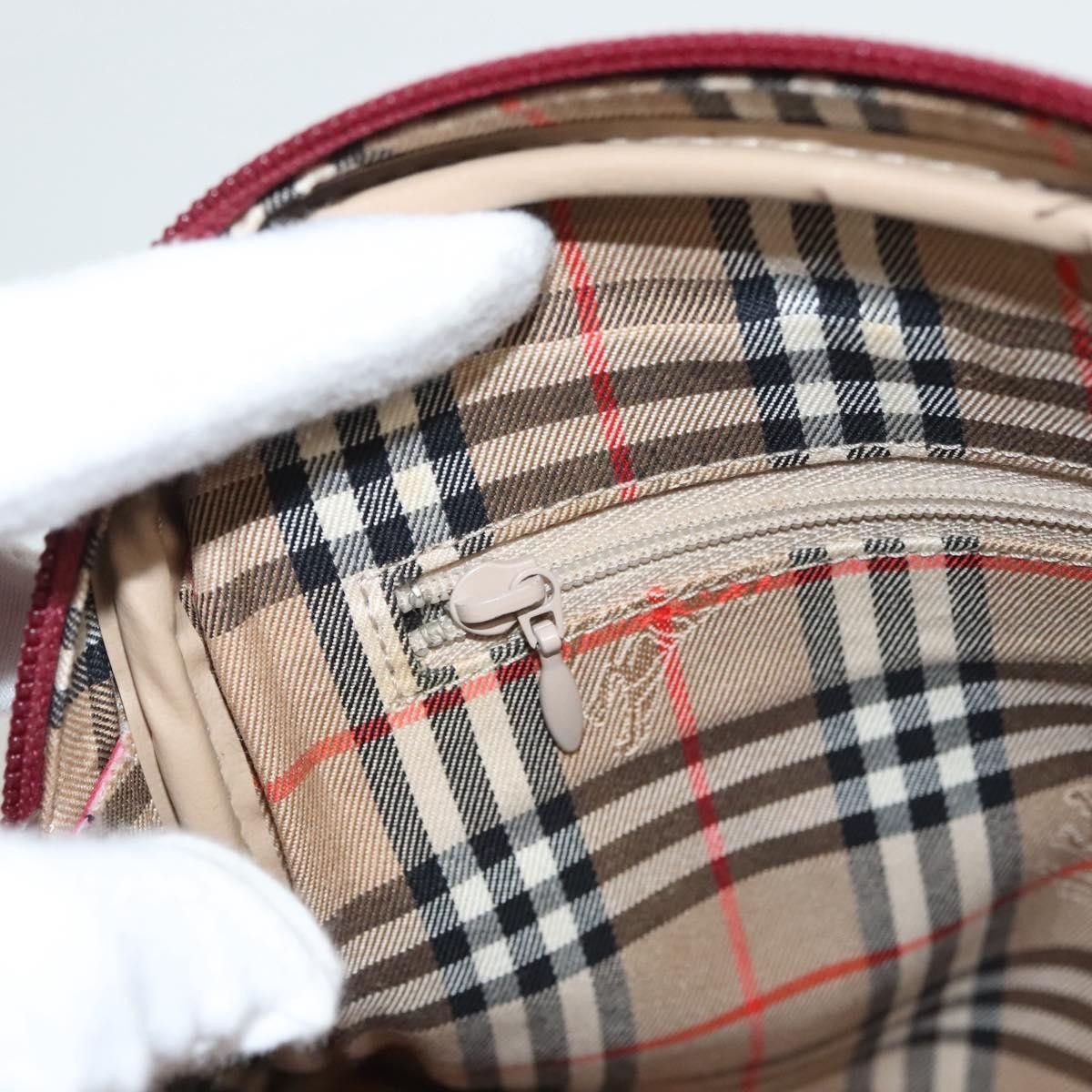 Burberry Burberry Logo Zip Around Pouch Leather Size ONE SIZE - 20 Thumbnail