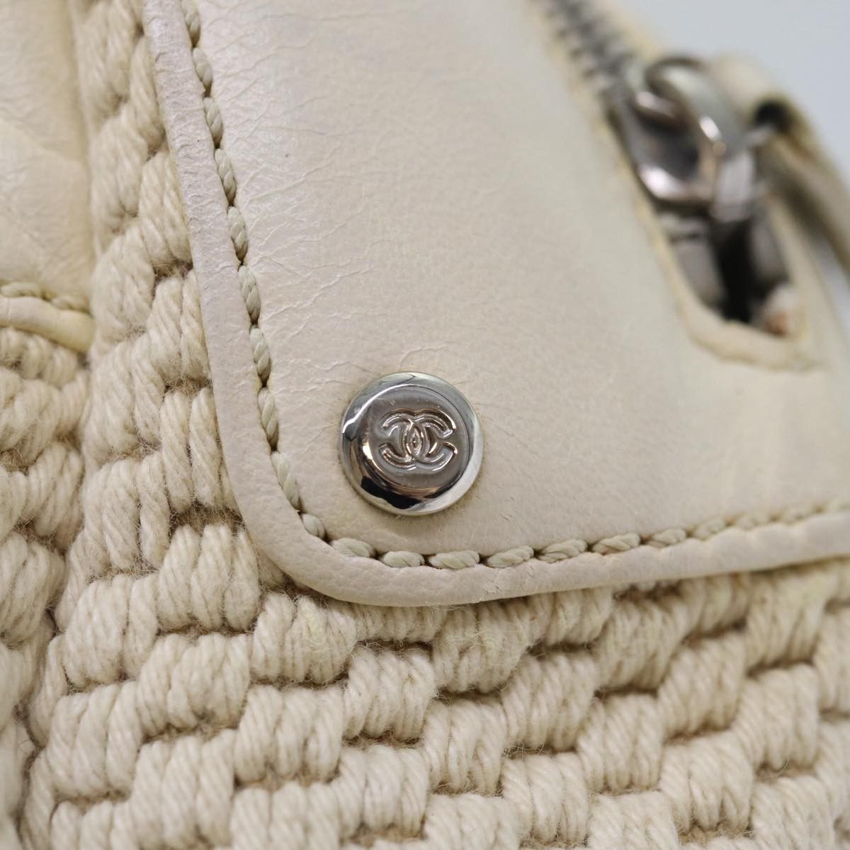 Chanel Chanel Zip Shoulder Bag Canvas Size ONE SIZE - 16 Thumbnail