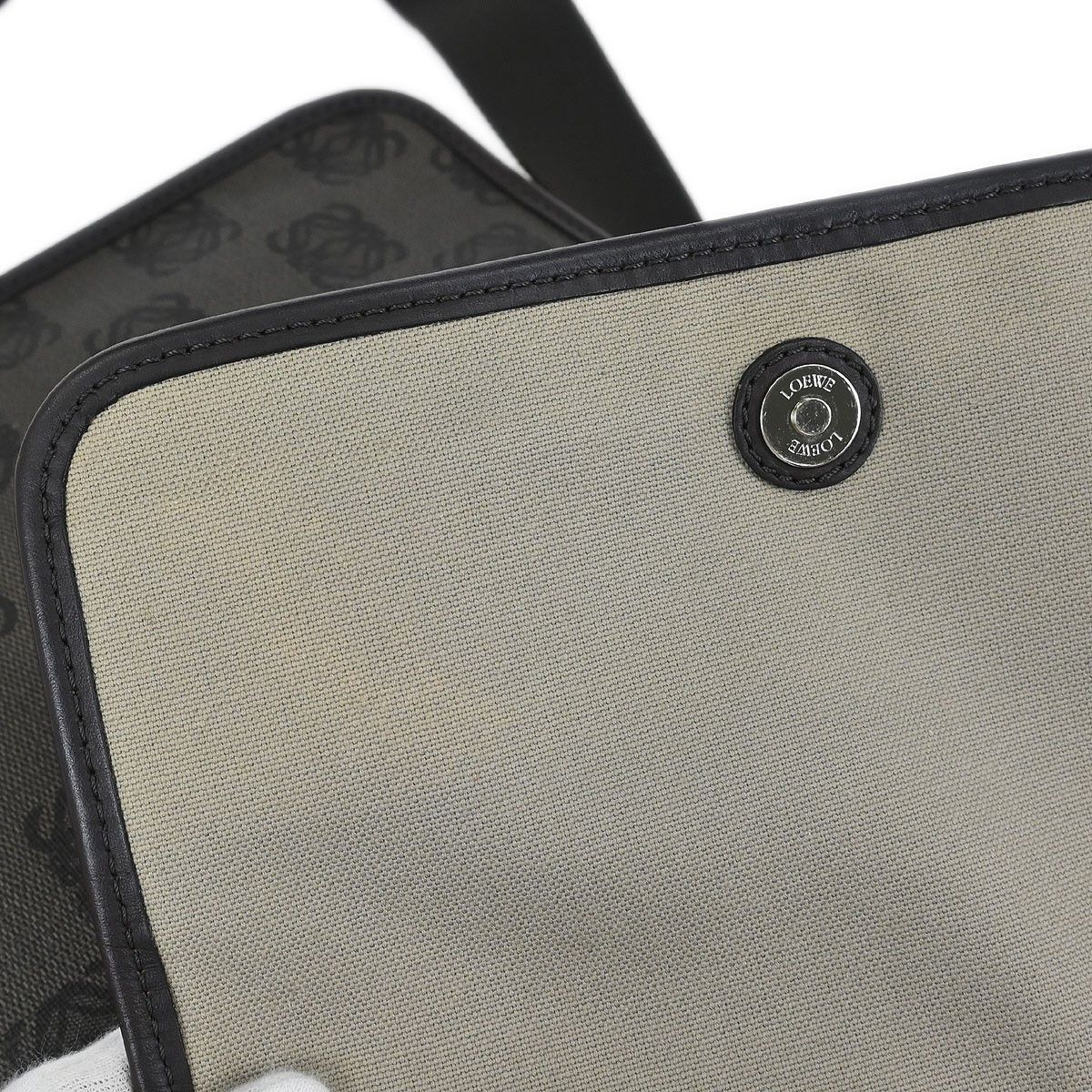 Loewe Loewe Flap Messenger Bag Canvas Size ONE SIZE - 10 Thumbnail