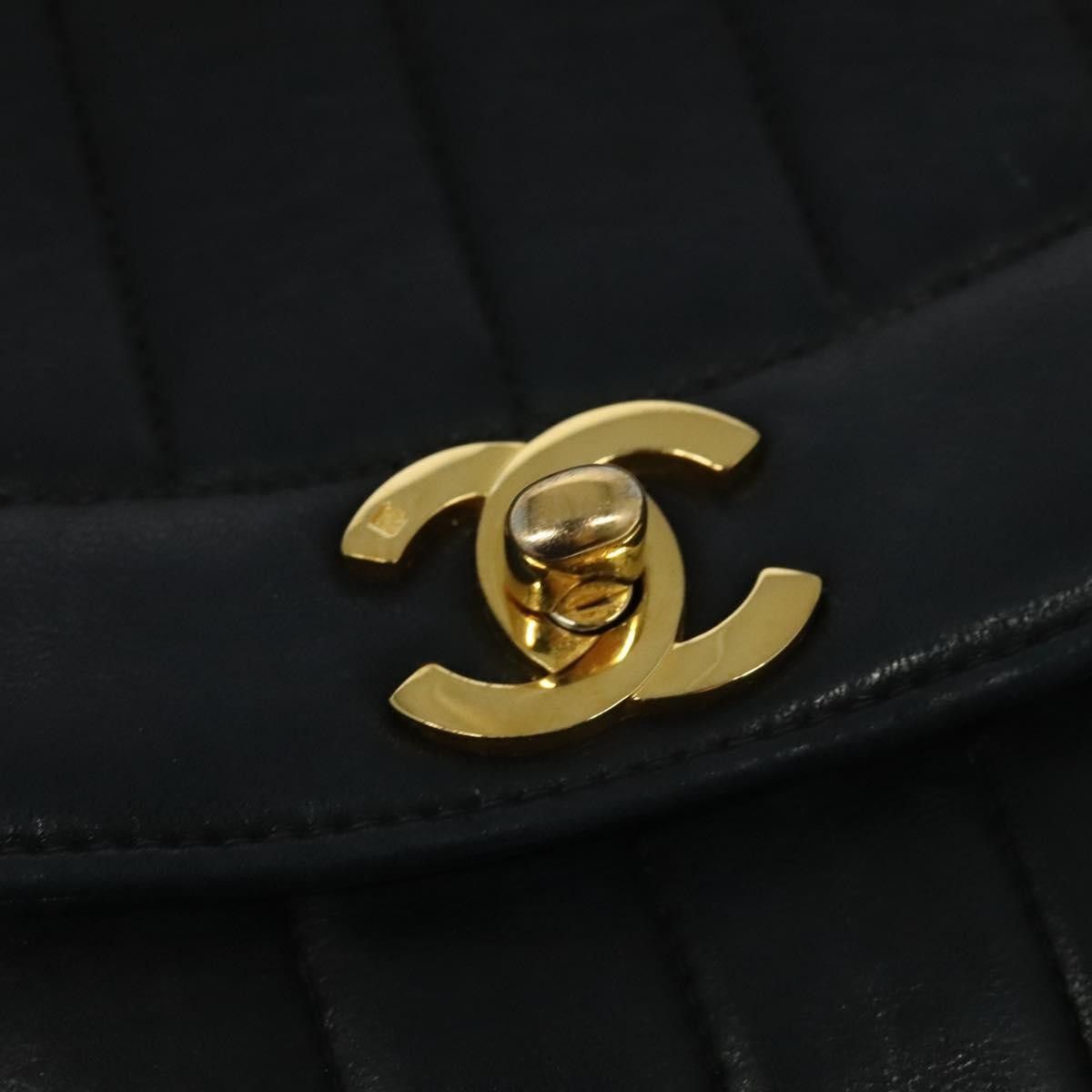 Chanel Chanel Vintage Vertical CC Flap Bag Leather Size ONE SIZE - 14 Thumbnail