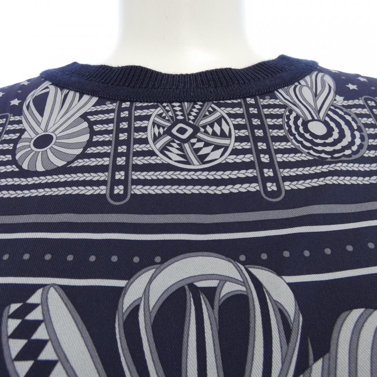 Hermes Hermes Hermes Twillene Silk Cashmere Knit Others Tops DUTY FREE for USA Size ONE SIZE - 5 Thumbnail