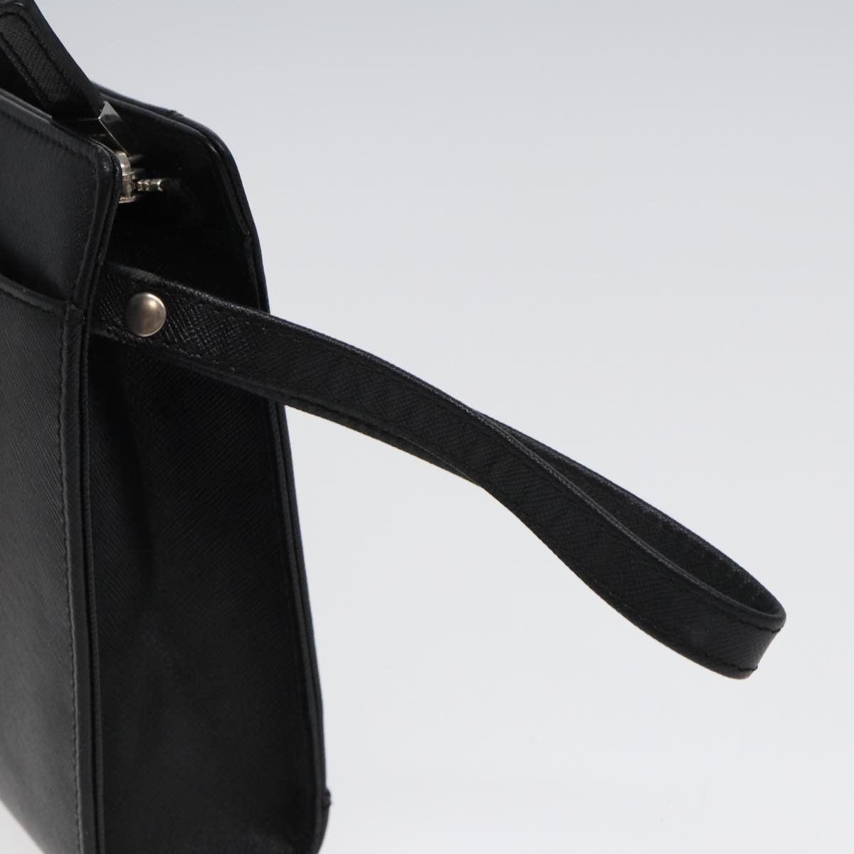 Burberry Burberry Zip Pouch Leather Size ONE SIZE - 13 Thumbnail