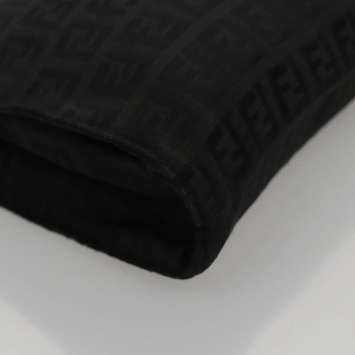 Fendi Fendi FF Logo Pouch Canvas Size ONE SIZE - 11 Thumbnail