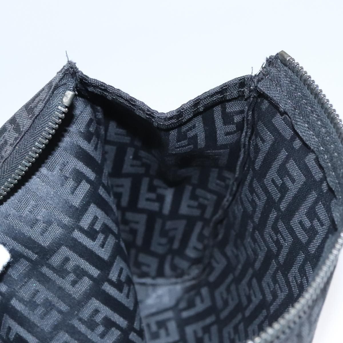 Fendi Fendi FF Logo Pouch Canvas Size ONE SIZE - 17 Thumbnail