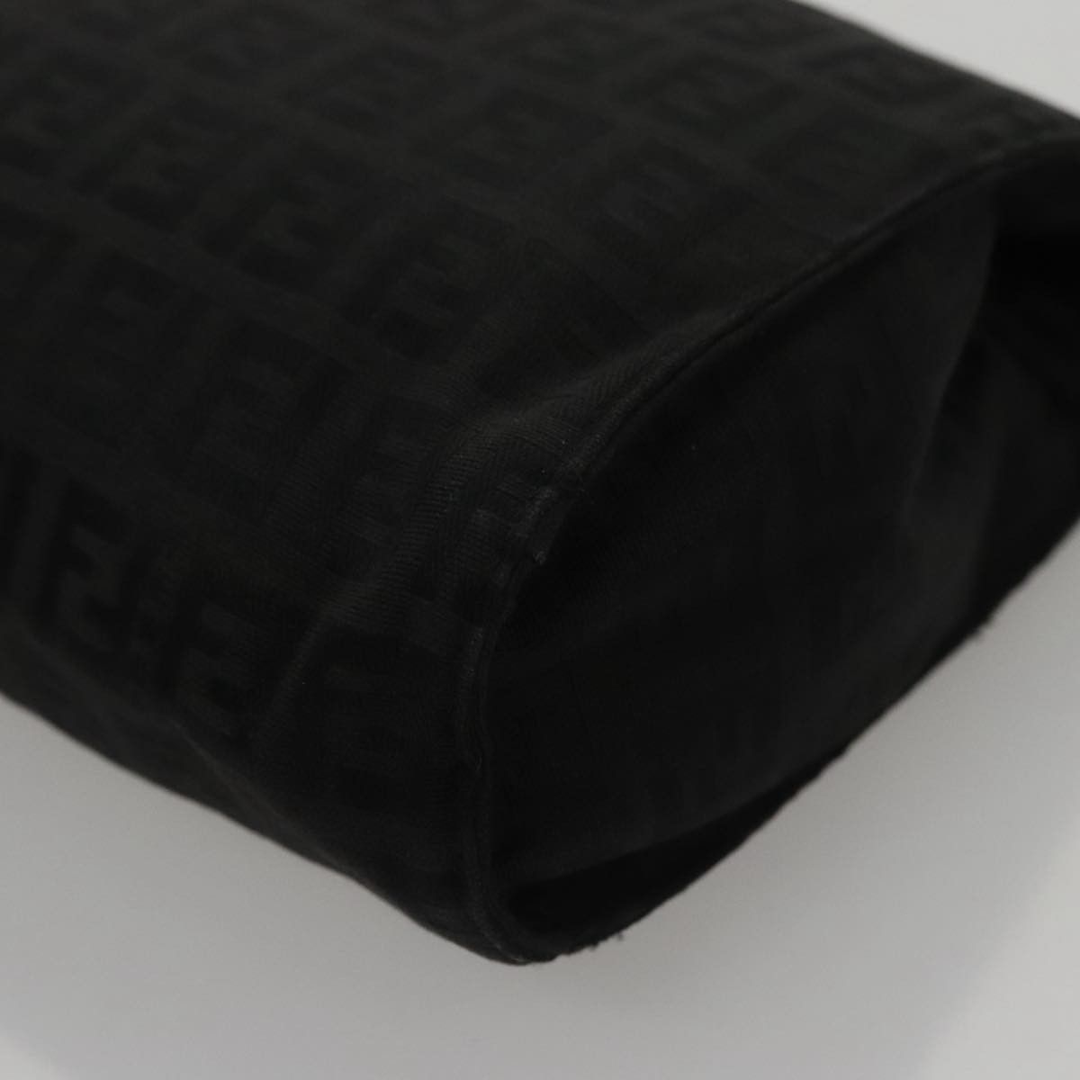Fendi Fendi FF Logo Pouch Canvas Size ONE SIZE - 8 Thumbnail