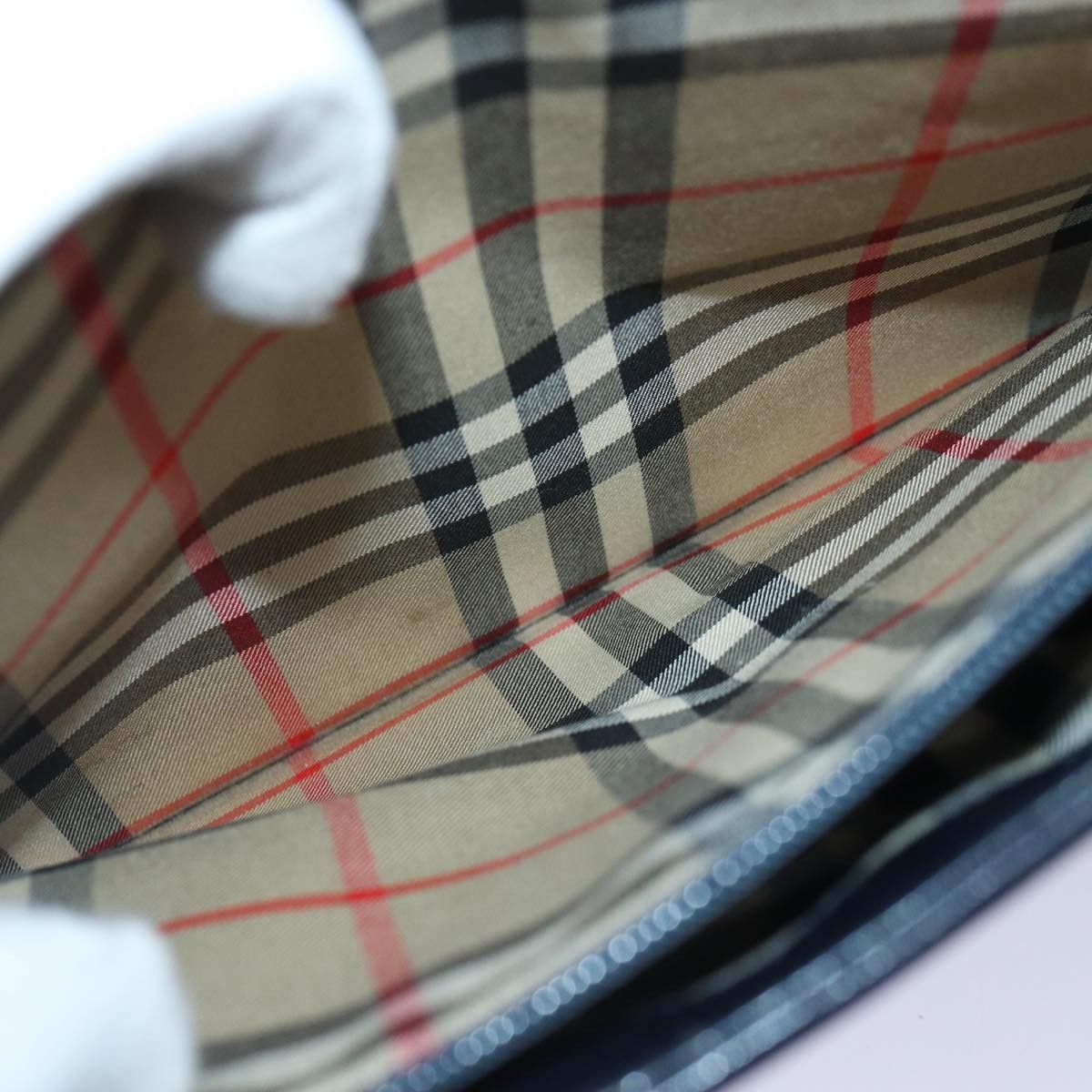 Burberry Burberry Vintage Shoulder Bag Nylon Size ONE SIZE - 20 Thumbnail