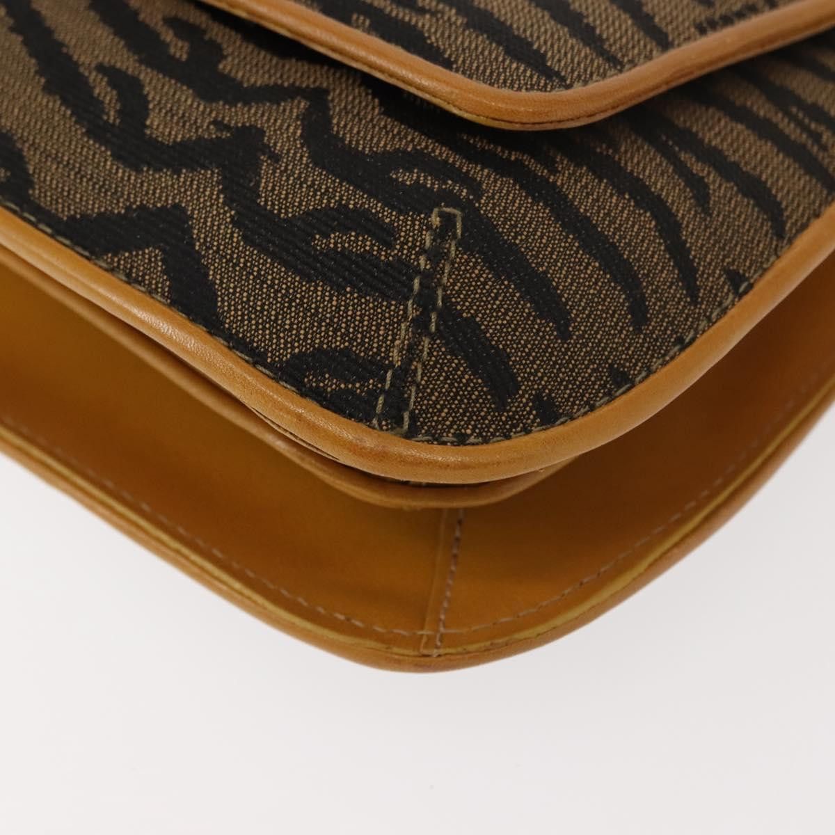 Fendi Fendi Vintage Tiger Print Shoulder Bag Canvas Size ONE SIZE - 11 Thumbnail