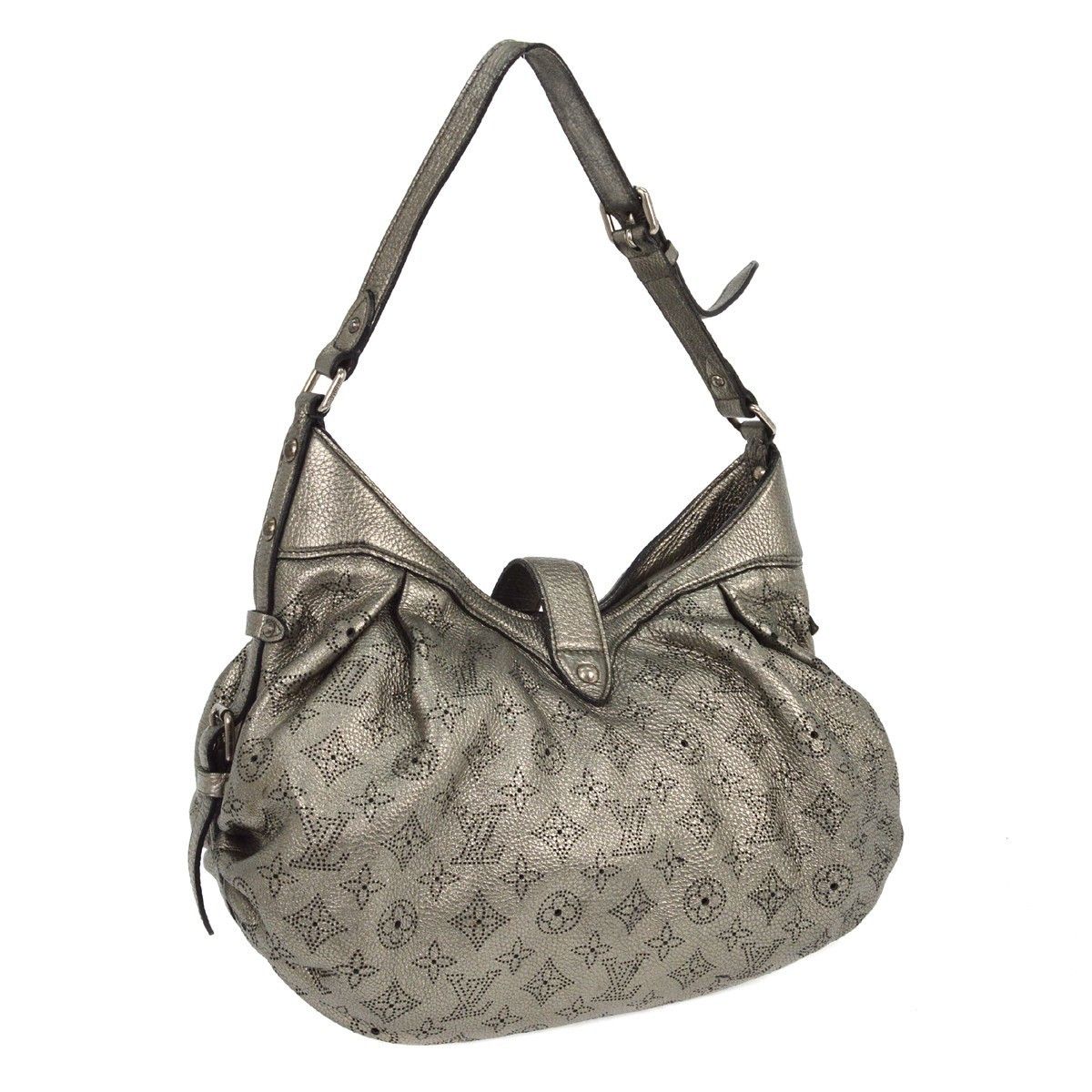 Louis Vuitton Louis Vuitton XS Crossbody Bag Mahina Leather Size ONE SIZE - 2 Thumbnail