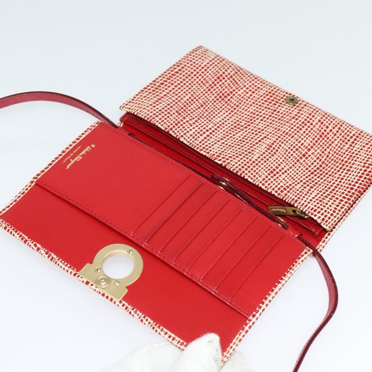 Salvatore Ferragamo Salvatore Ferragamo Gancini Shoulder Bag Leather Size ONE SIZE - 17 Thumbnail