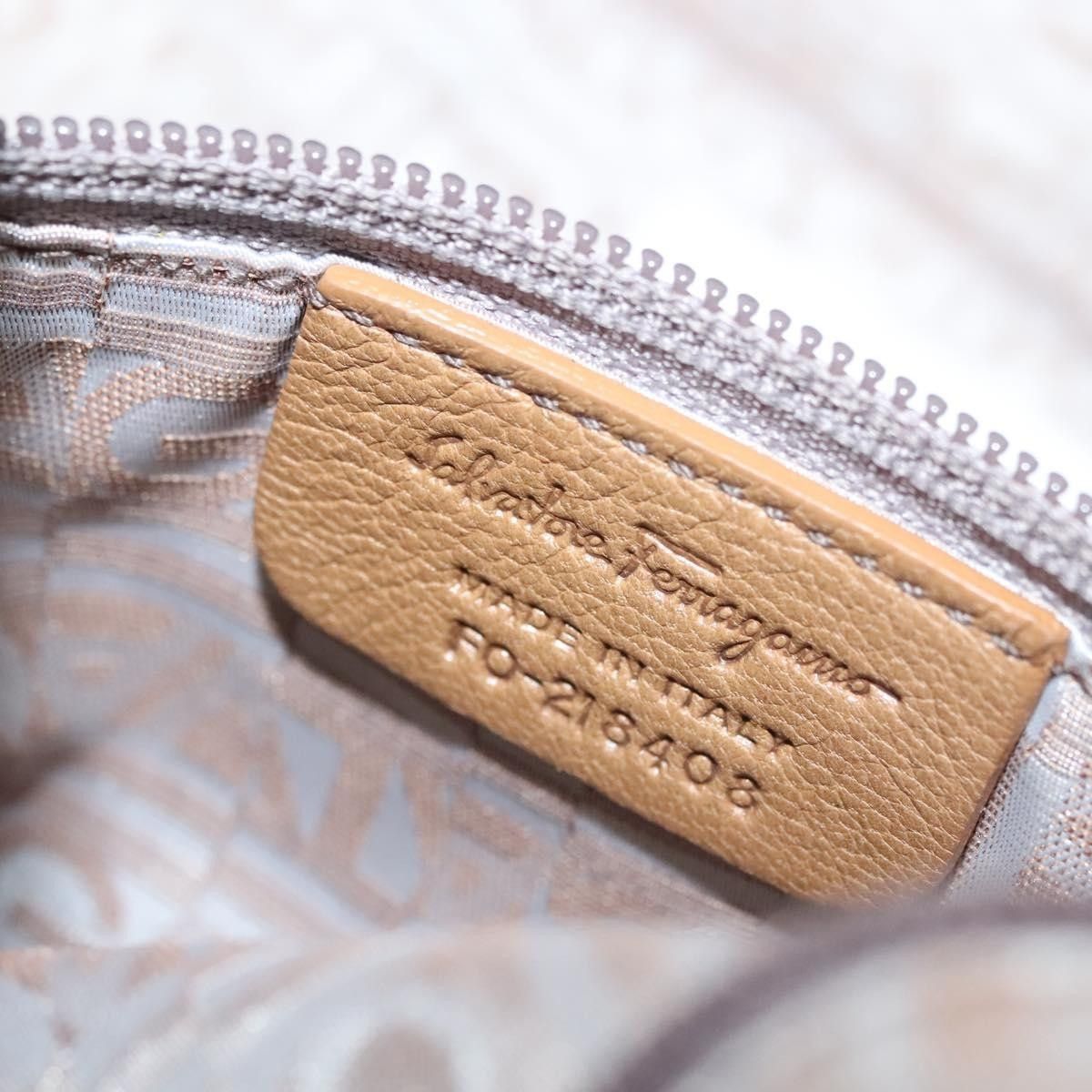 Salvatore Ferragamo Salvatore Ferragamo Vintage Handbag Leather Size ONE SIZE - 7 Thumbnail