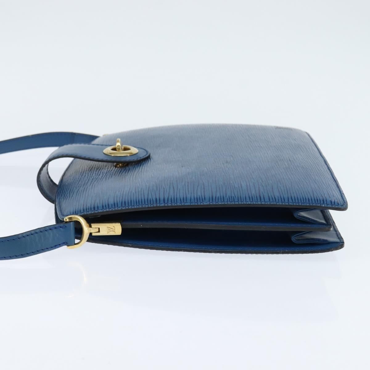 Louis Vuitton Louis Vuitton Capucines Epi Leather Size ONE SIZE - 3 Thumbnail