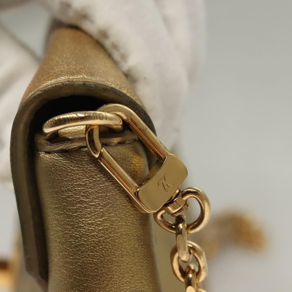 Louis Vuitton Louis Vuitton Love Note Chain Clutch Leather Size ONE SIZE - 18 Thumbnail