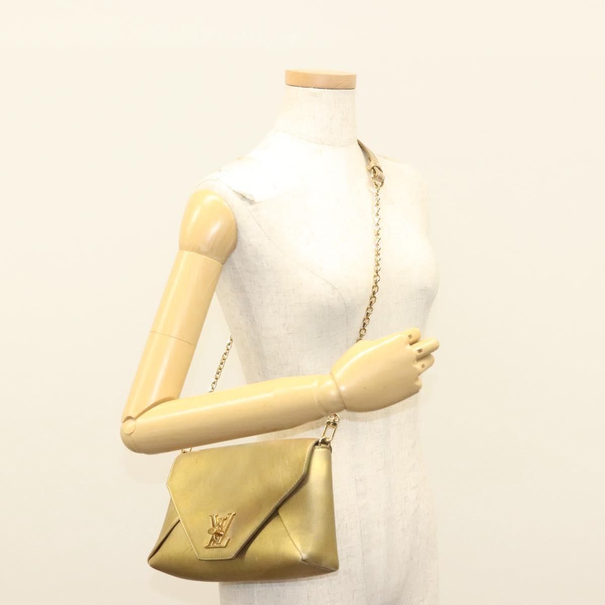 Louis Vuitton Louis Vuitton Love Note Chain Clutch Leather Size ONE SIZE - 15 Thumbnail