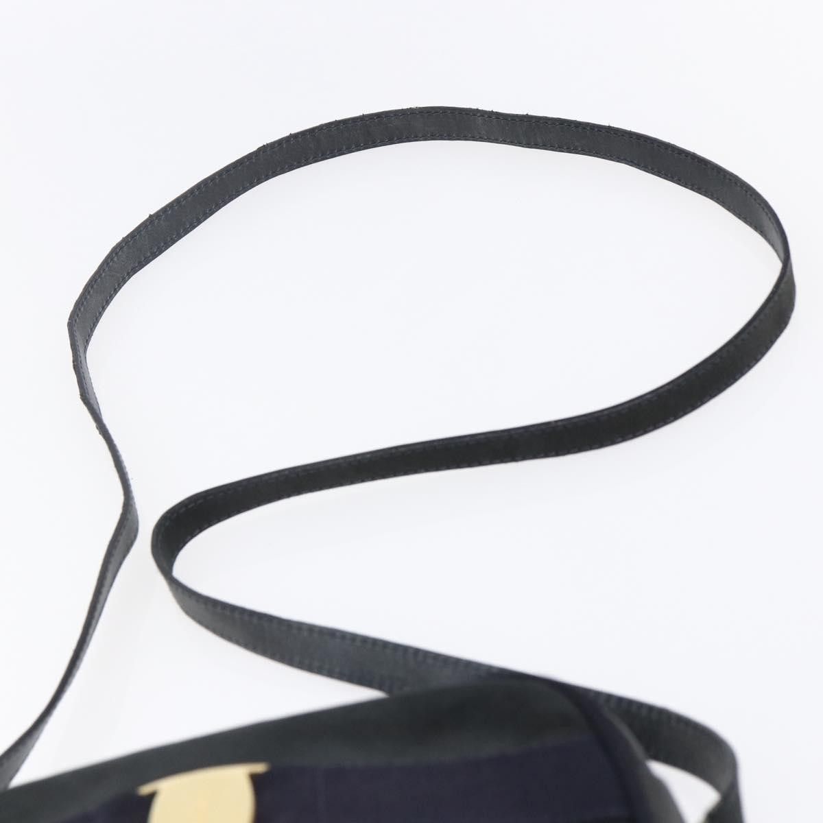 Salvatore Ferragamo Salvatore Ferragamo Vala Shoulder Bag Suede Size ONE SIZE - 12 Thumbnail