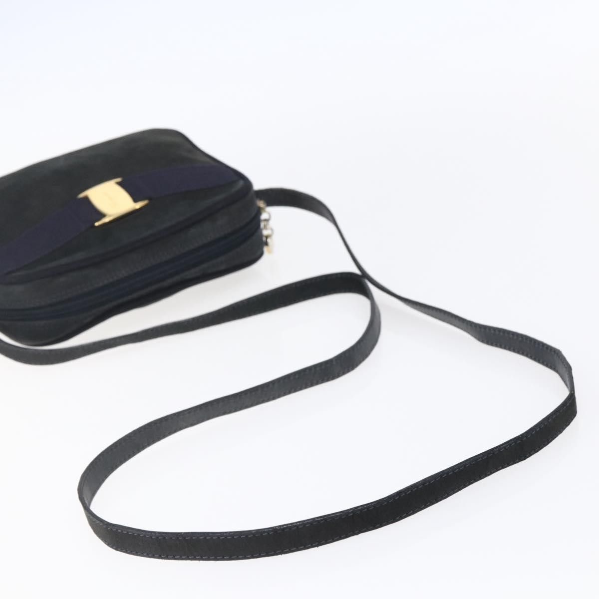 Salvatore Ferragamo Salvatore Ferragamo Vala Shoulder Bag Suede Size ONE SIZE - 7 Thumbnail