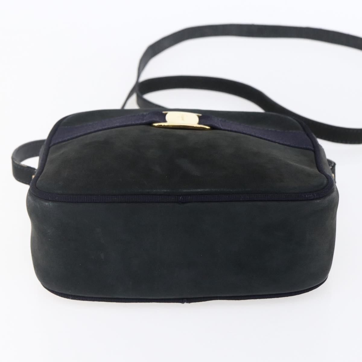 Salvatore Ferragamo Salvatore Ferragamo Vala Shoulder Bag Suede Size ONE SIZE - 19 Thumbnail