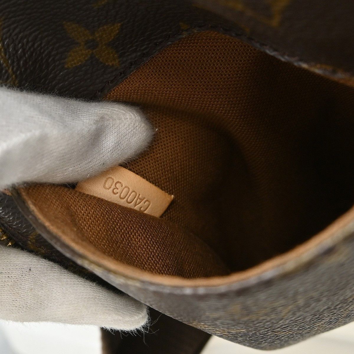 Louis Vuitton Louis Vuitton Pochette Gange Monogram Canvas Size ONE SIZE - 5 Thumbnail