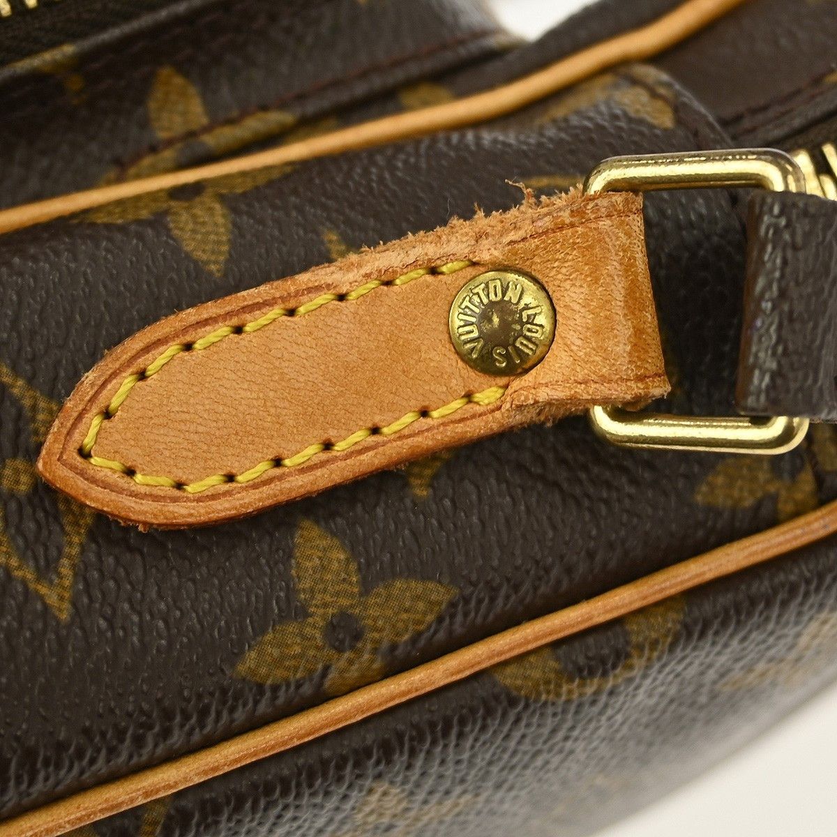 Louis Vuitton Louis Vuitton Amazone Bag Monogram Canvas Size ONE SIZE - 9 Thumbnail