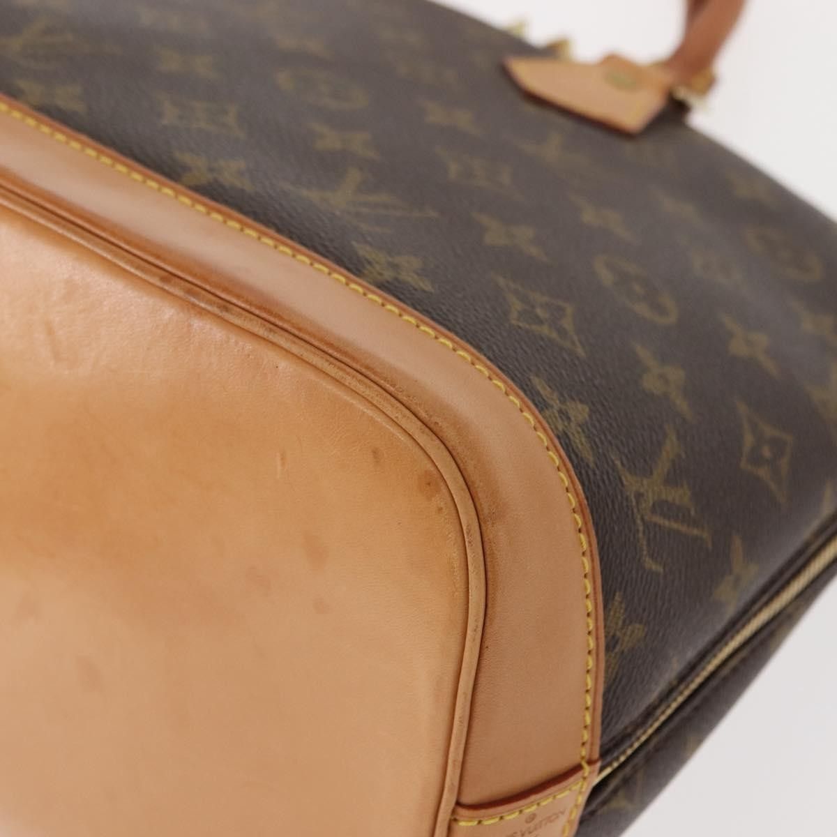 Louis Vuitton Louis Vuitton Alma Handbag Monogram Canvas Size ONE SIZE - 10 Thumbnail